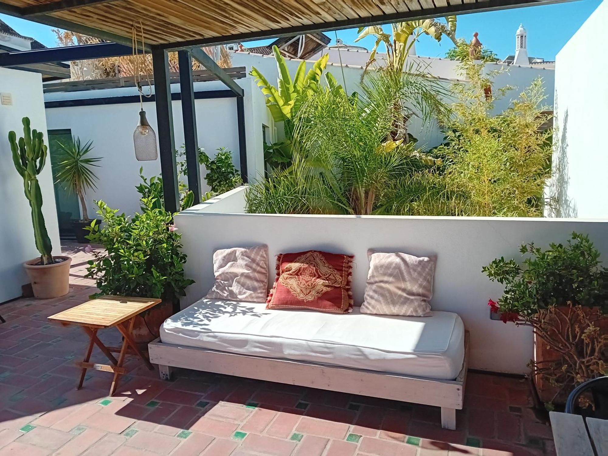 Calcada Guesthouse タヴィラ エクステリア 写真